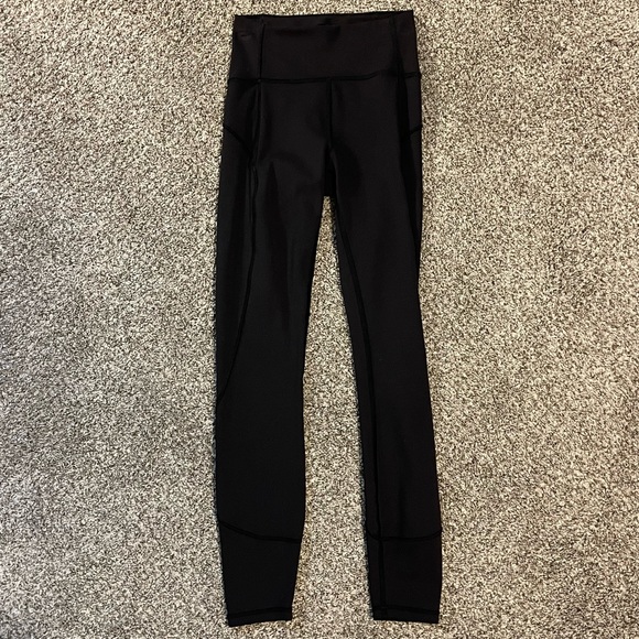 Lululemon In Movement Tight 25" Size 2 - Picture 5 of 9